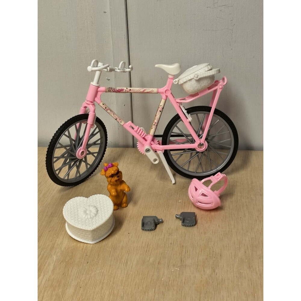 1996 Barbie Country Ride Bike & Accessories  Mattel